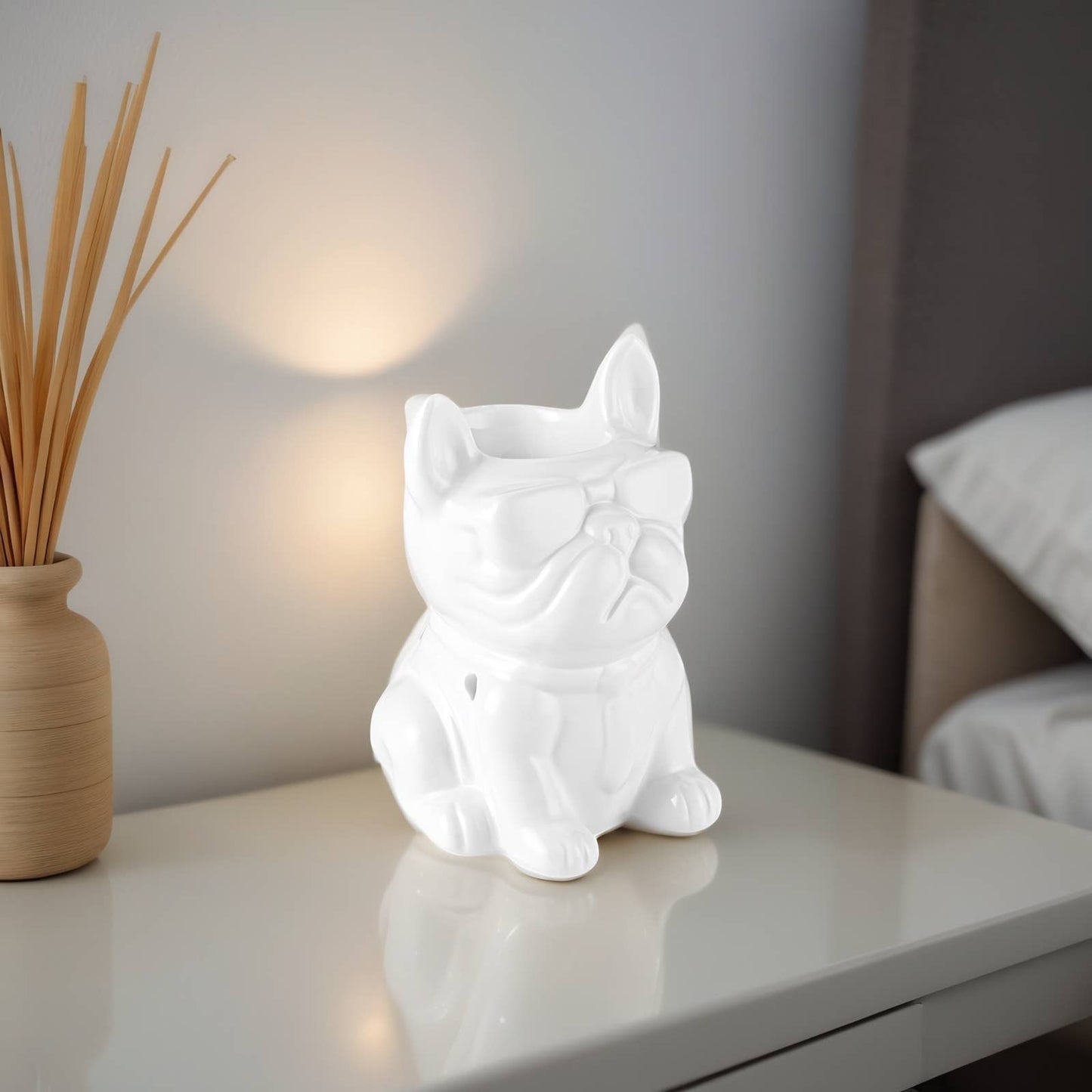 Französische Bulldogge Duftlampe aus weißer Keramik Boubou