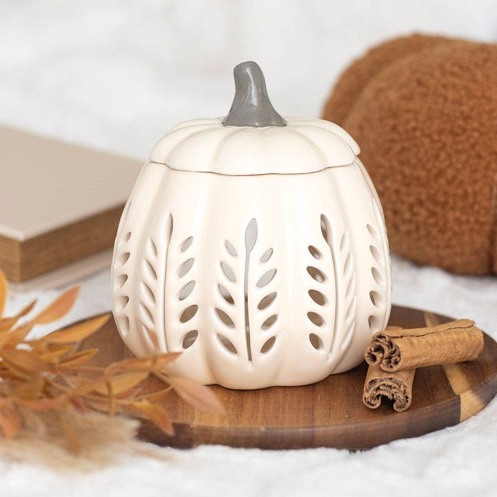 Cremefarbener Herbstkürbis mit Blattausschnitt – Ölbrenner und Wachs‑Wärmer