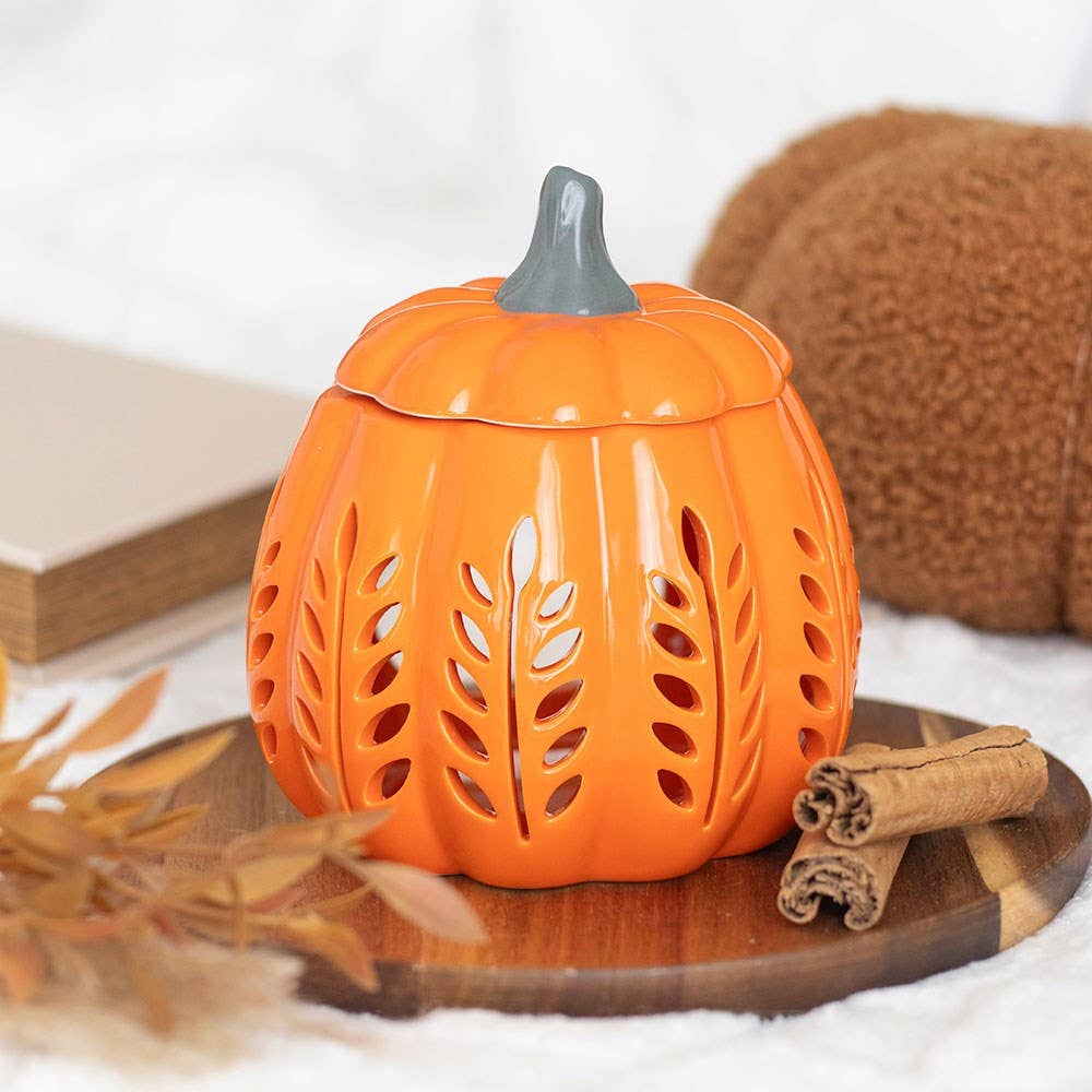 Herbstlicher Kürbis mit ausgeschnittenem orangefarbenen Blatt – Ölbrenner und Wachs-Wärmer