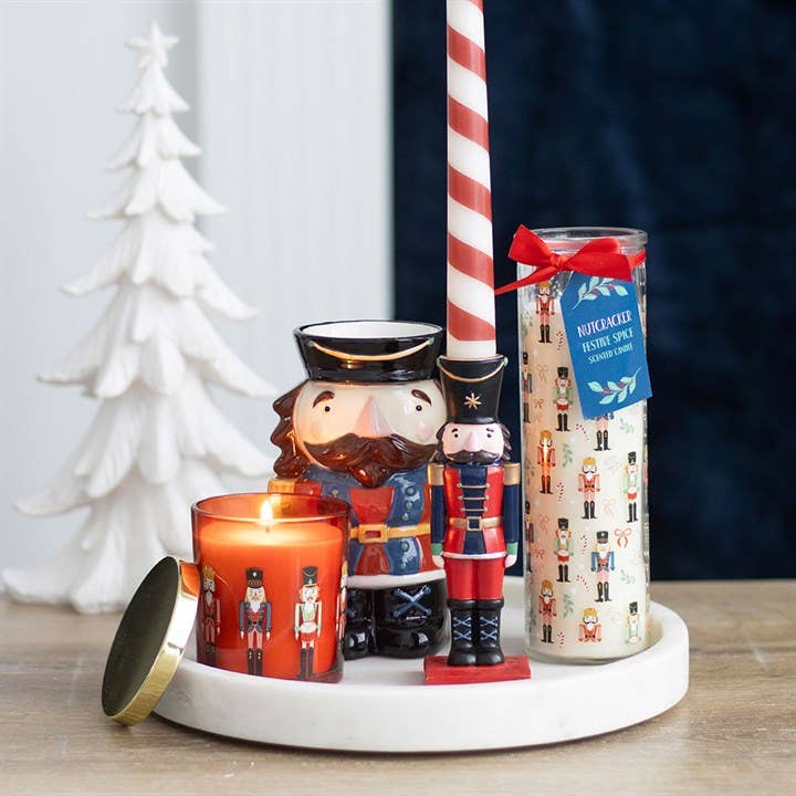 Nussknackerförmiger Weihnachts-Ölbrenner und Wachswärmer